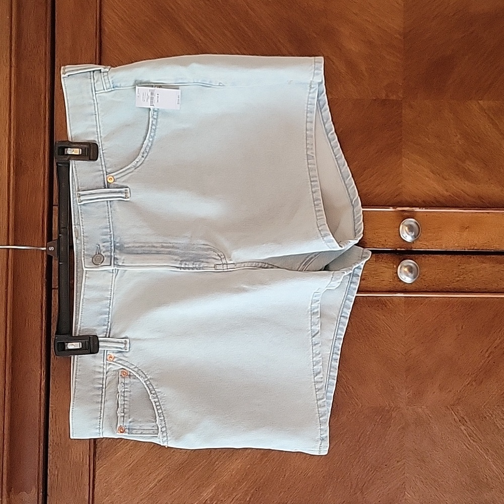 Low rise shorts
